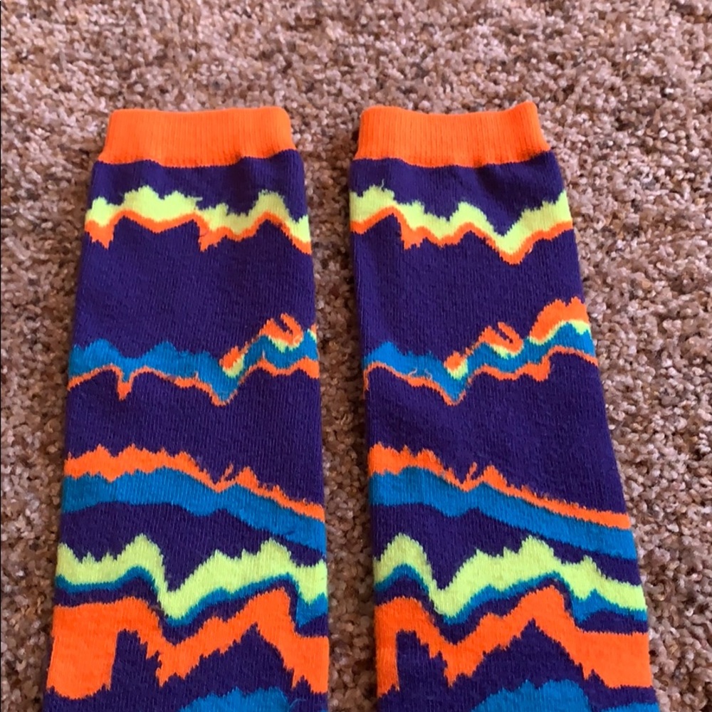 Striped Reebok socks. - Picture 3 of 11
